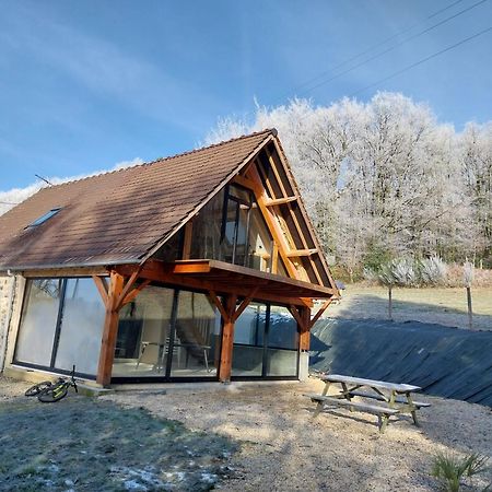 Gite En Lisiere De Foret Andaine Perrou Bagian luar foto