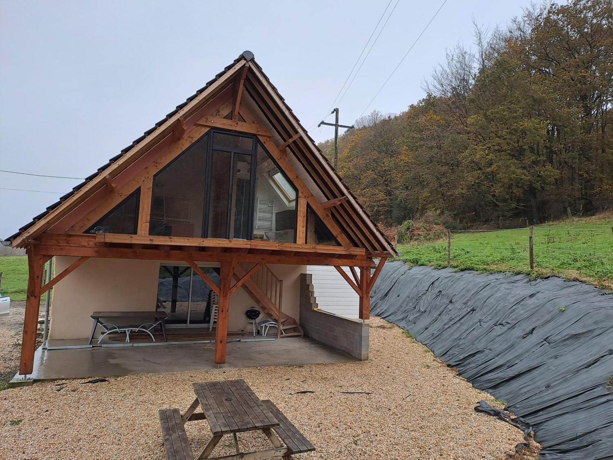 Gite En Lisiere De Foret Andaine Perrou Bagian luar foto
